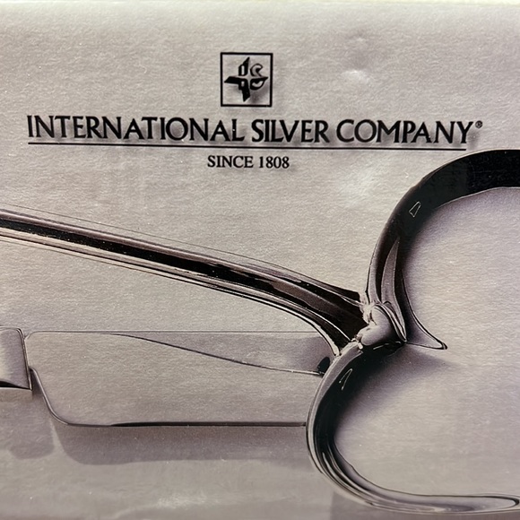 NWT International Silver Company 2 Piece Heart Shaped Serving Set - Picture 4 of 8